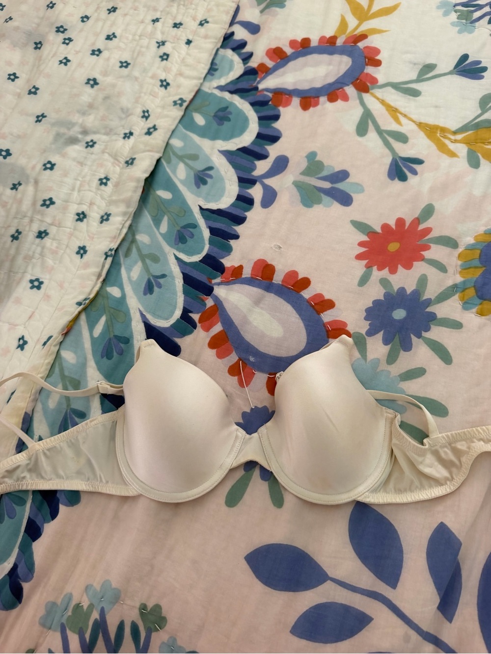 Maidenform Smooth Light Cream Underwire T-Shirt Bra